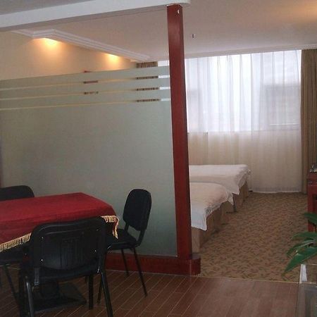 Greentree Inn Guiyang Penshuichi Business Hotel Zewnętrze zdjęcie