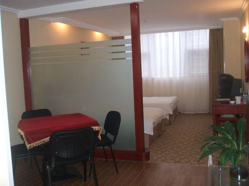 Greentree Inn Guiyang Penshuichi Business Hotel Zewnętrze zdjęcie