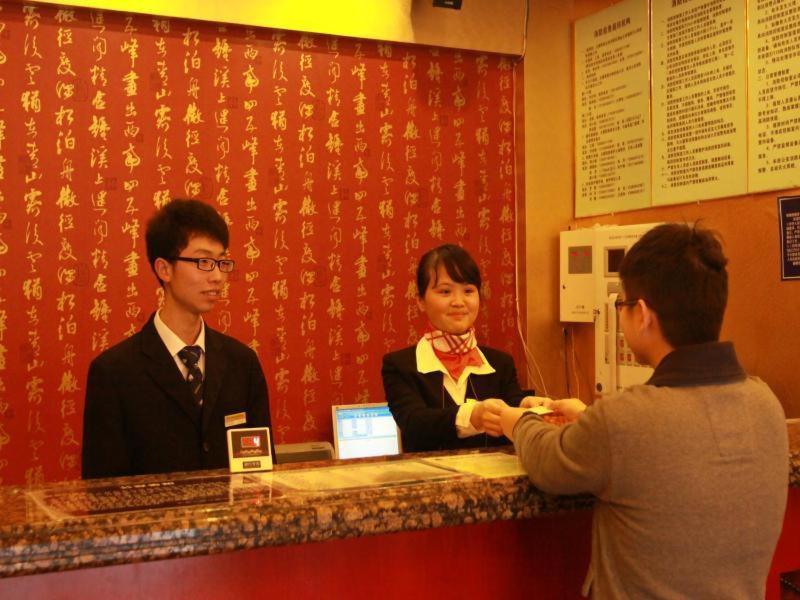 Greentree Inn Guiyang Penshuichi Business Hotel Zewnętrze zdjęcie
